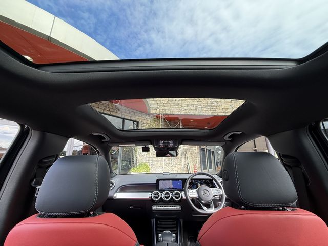 MERCEDES BENZ GLB 2023 Image 31