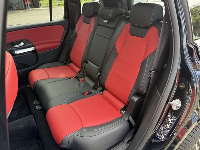 MERCEDES BENZ GLB 2023 Image 31