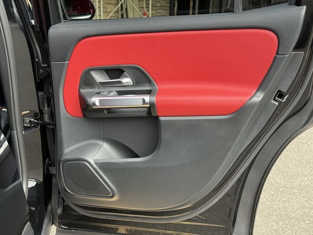 MERCEDES BENZ GLB 2023 Image 31