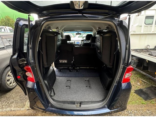 HONDA FREED 2011 Image 31