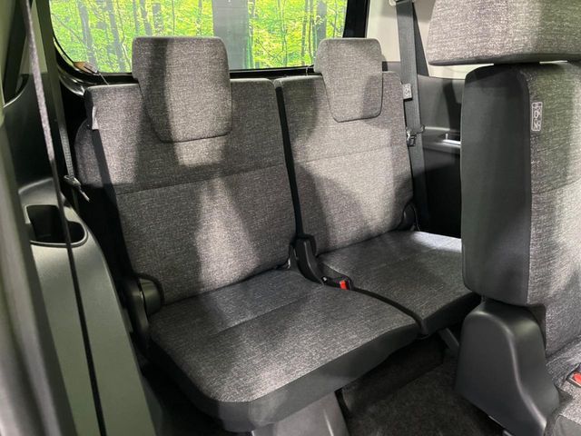 TOYOTA SIENTA HYBRID 2025 Image 31