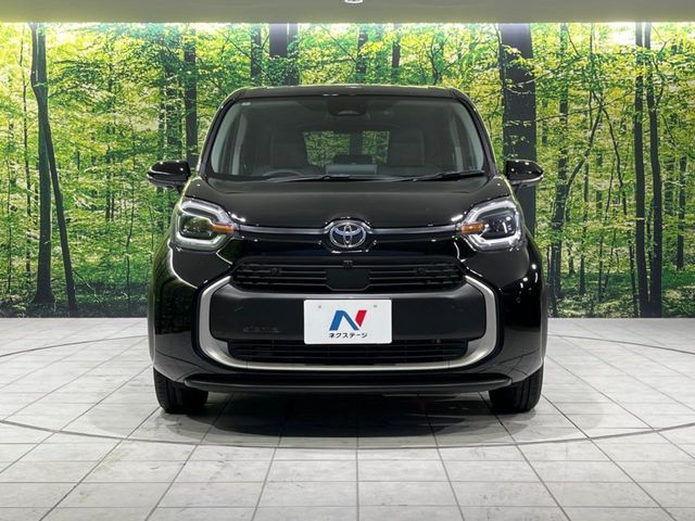 TOYOTA SIENTA HYBRID 2025 Image 31