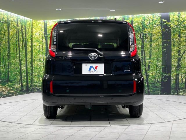 TOYOTA SIENTA HYBRID 2025 Image 31