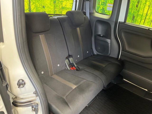 HONDA N BOX CUSTOM 2019 Image 31