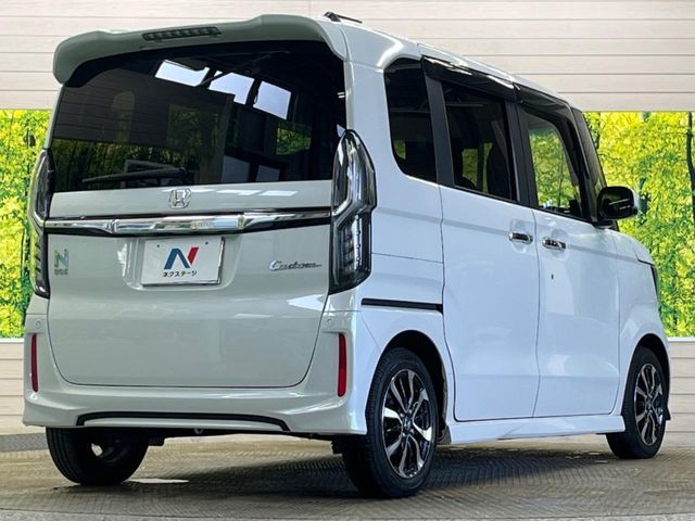 HONDA N BOX CUSTOM 2019 Image 31