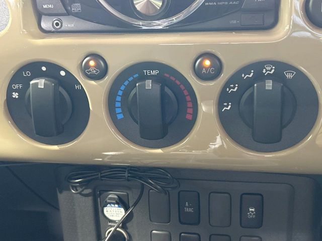 TOYOTA FJ CRUISER 4WD 2011 Image 31