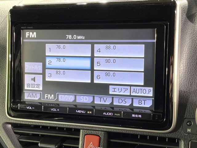 TOYOTA NOAH 2014 Image 31