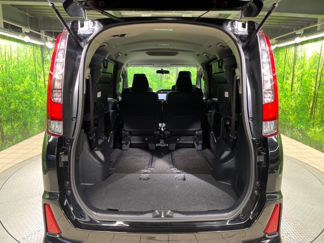 TOYOTA NOAH 2014 Image 31