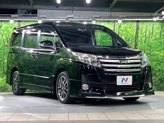TOYOTA NOAH 2014 Image 31