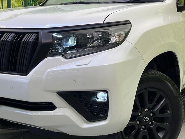 TOYOTA LANDCRUISER PRADO 2023 Image 31