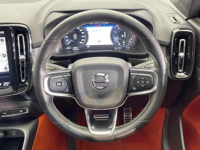 VOLVO XC40 2020 Image 31