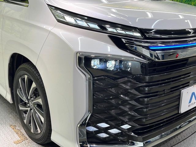 TOYOTA VOXY HYBRID 2024 Image 31