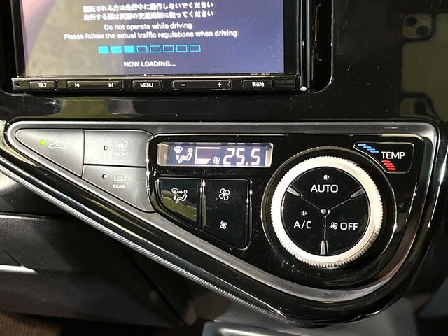 TOYOTA AQUA 2018 Image 31