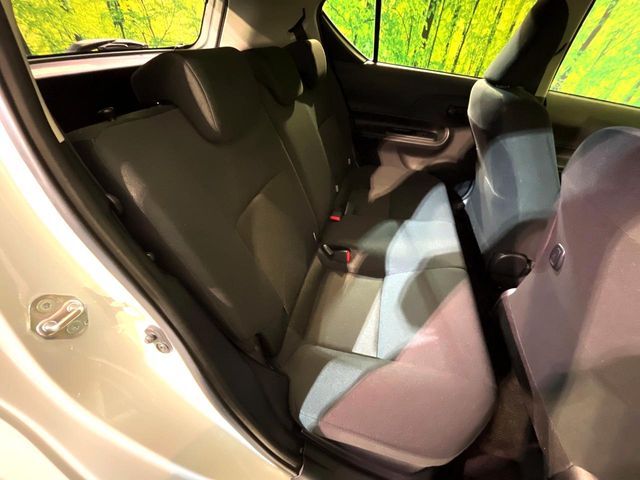 TOYOTA AQUA 2018 Image 31