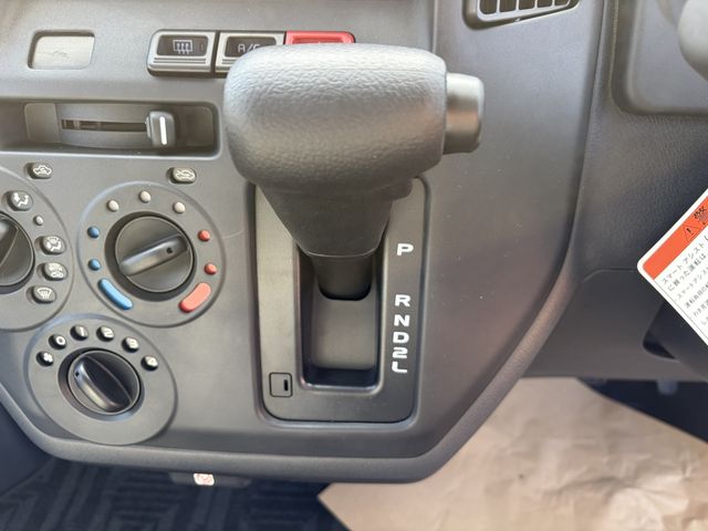 TOYOTA TOWNACE VAN 2WD 2025 Image 31