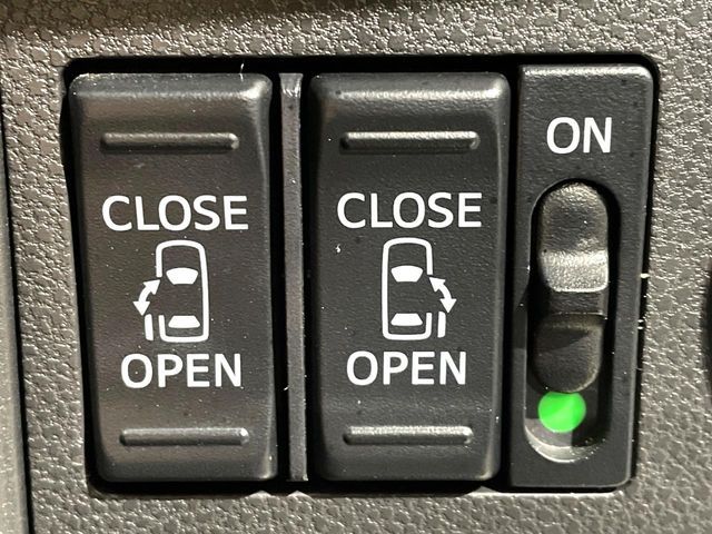 DAIHATSU TANTO CUSTOM 2017 Image 31