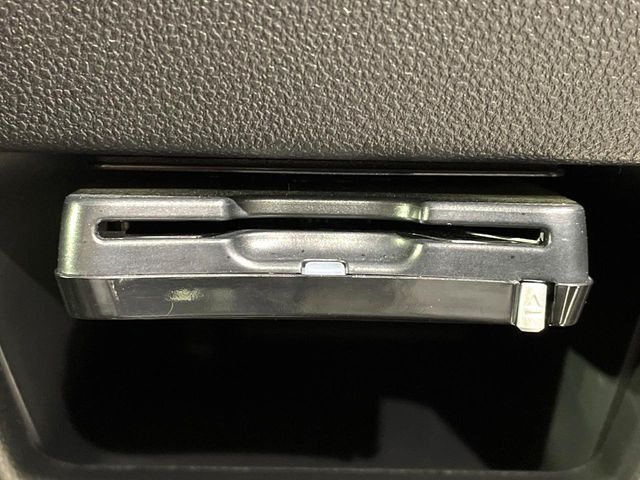 DAIHATSU TANTO CUSTOM 2017 Image 31