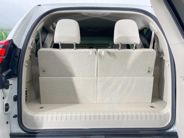 TOYOTA LANDCRUISER PRADO 2023 Image 31