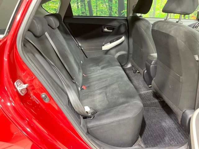 TOYOTA PRIUS 2014 Image 31