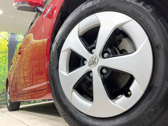 TOYOTA PRIUS 2014 Image 31