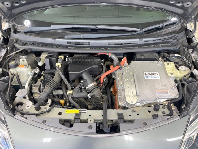 NISSAN NOTE 2017 Image 31