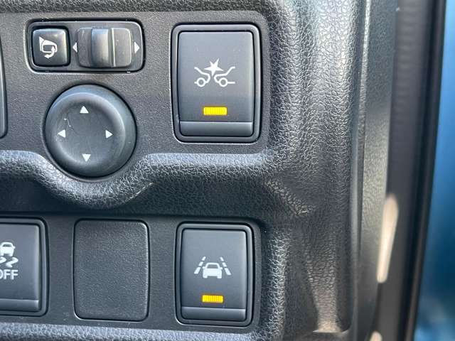 NISSAN NOTE 2015 Image 31