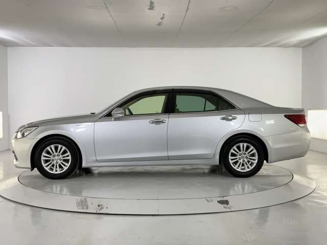 TOYOTA CROWN SEDAN HYBRID 2013 Image 31
