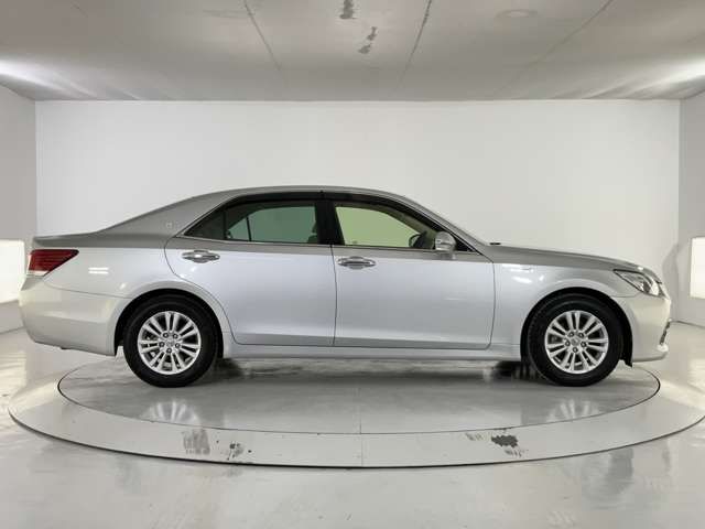 TOYOTA CROWN SEDAN HYBRID 2013 Image 31