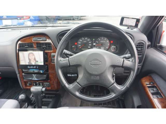 NISSAN TERRANO  WIDE 4WD 1998 Image 31