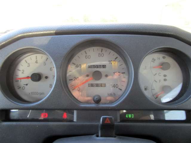 SUZUKI JIMNY 4WD 1996 Image 31