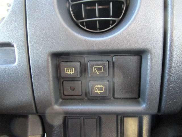 SUZUKI JIMNY 4WD 1996 Image 31