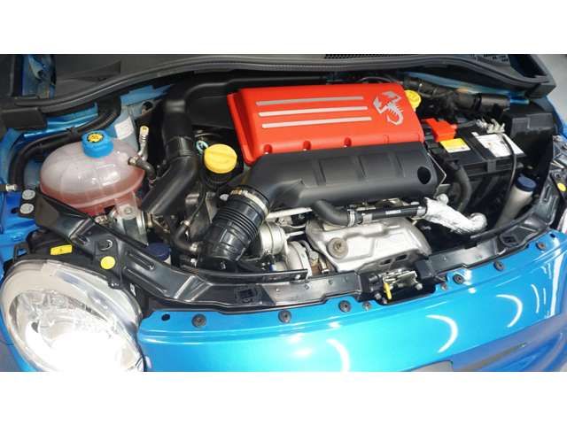 FIAT ABARTH 695 2023 Image 31