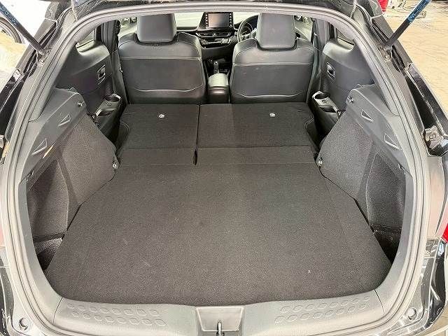 TOYOTA C-HR 2019 Image 31