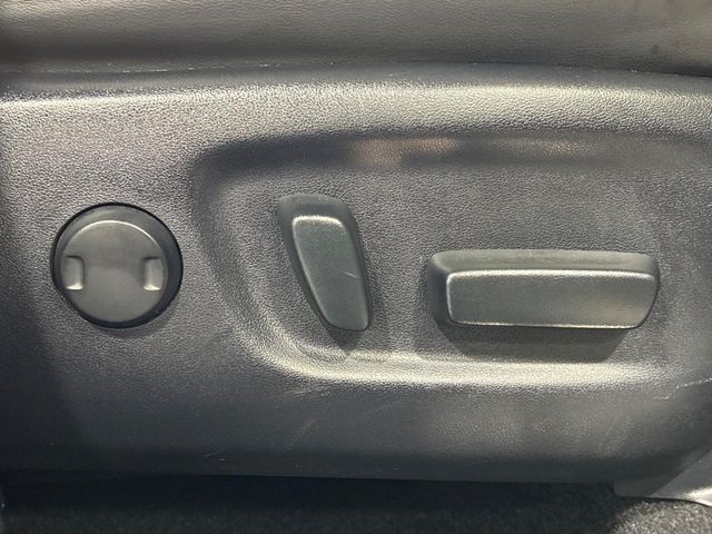 TOYOTA HARRIER 4WD 2017 Image 31