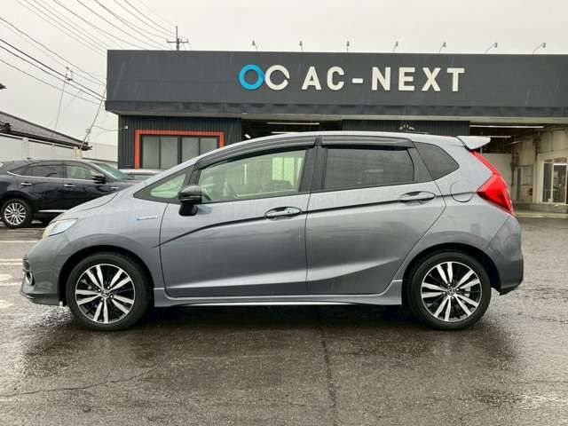 HONDA FIT HYBRID 2018 Image 31