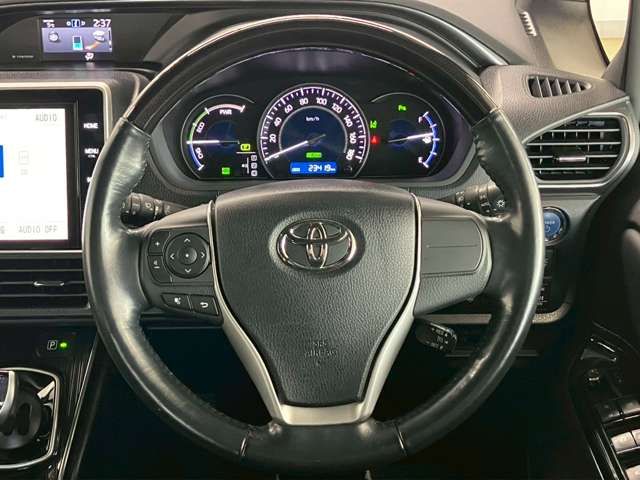 TOYOTA ESQUIRE HYBRID 2019 Image 31