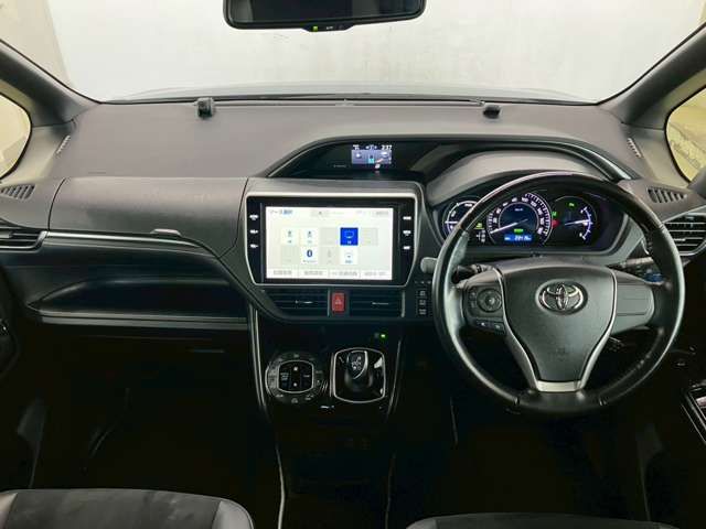 TOYOTA ESQUIRE HYBRID 2019 Image 31