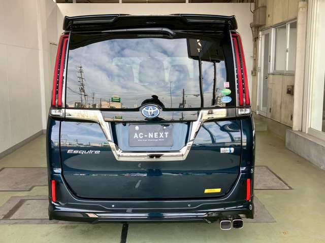 TOYOTA ESQUIRE HYBRID 2019 Image 31