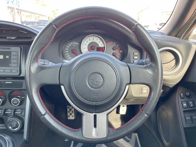 TOYOTA 86 2014 Image 31