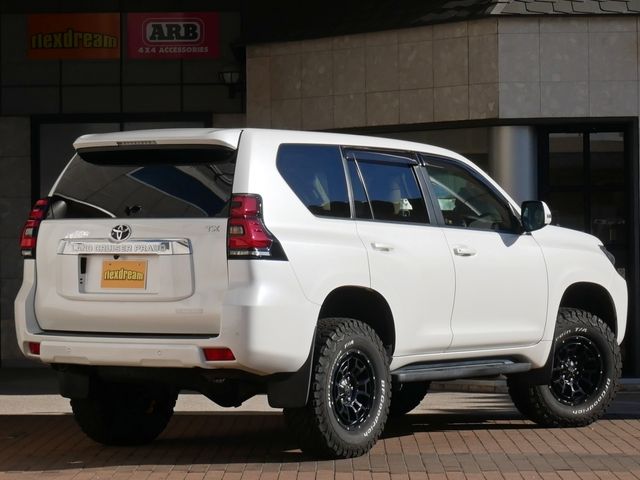 TOYOTA LANDCRUISER PRADO 2019 Image 31