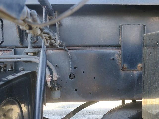 HINO PROFIA 2015 Image 31