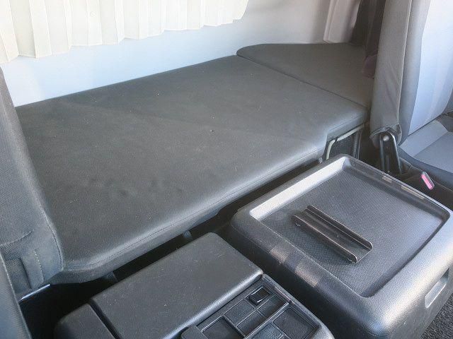 HINO PROFIA 2015 Image 31