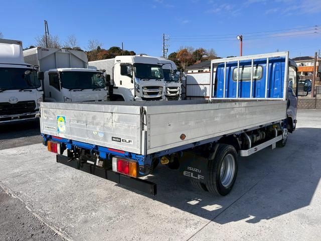 ISUZU ELF 2015 Image 31