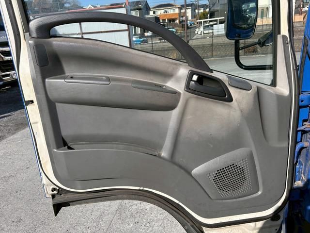 ISUZU ELF 2015 Image 31