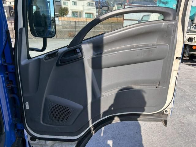 ISUZU ELF 2015 Image 31