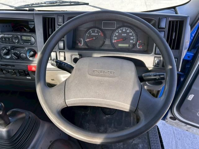 ISUZU ELF 2015 Image 31