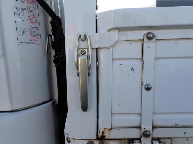 MITSUBISHI FUSOU FIGHTER 2017 Image 31