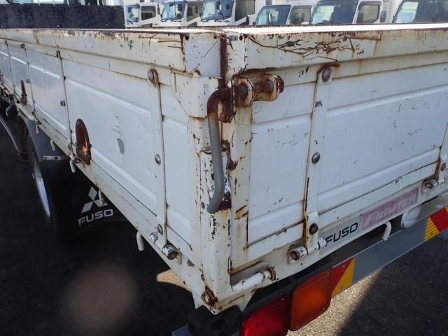 MITSUBISHI FUSOU FIGHTER 2017 Image 31