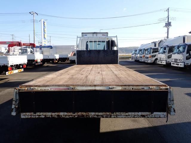 MITSUBISHI FUSOU FIGHTER 2017 Image 31