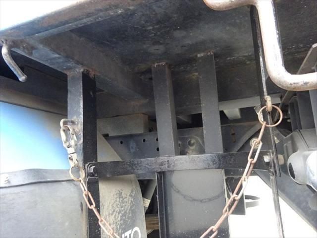 ISUZU ELF 2015 Image 31